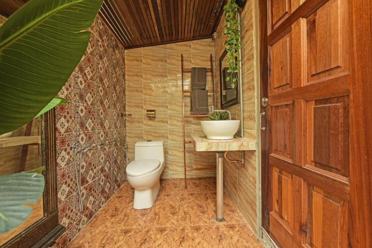 Oyo 90636 Teratak Zakiah Chalet Jerantut Exterior foto